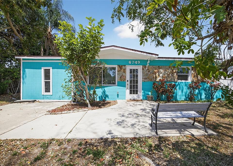 1st image of 6749 81ST AVENUE N