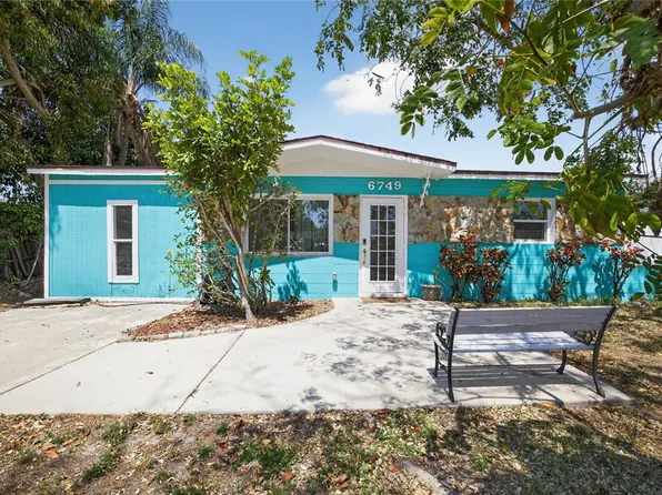 6749 81st Ave N, Pinellas Park, FL 33781