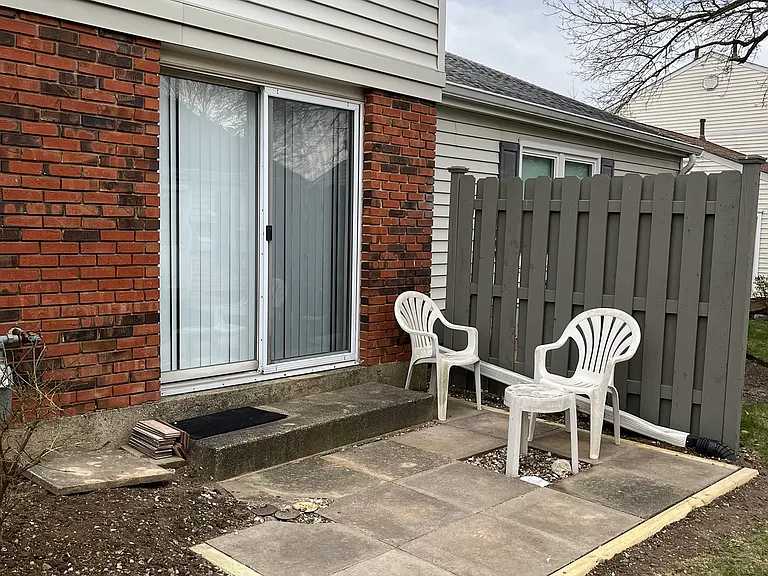 2205 Cardinal Ct — Photo 13