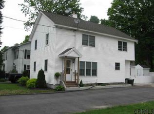 28 Thompson St, Broadalbin, NY 12025