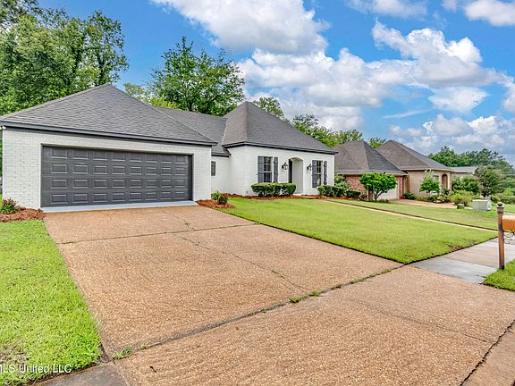 4th image of 172 Hartfield Dr