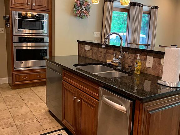 4th image of 683 Acorn Dr Lot 15