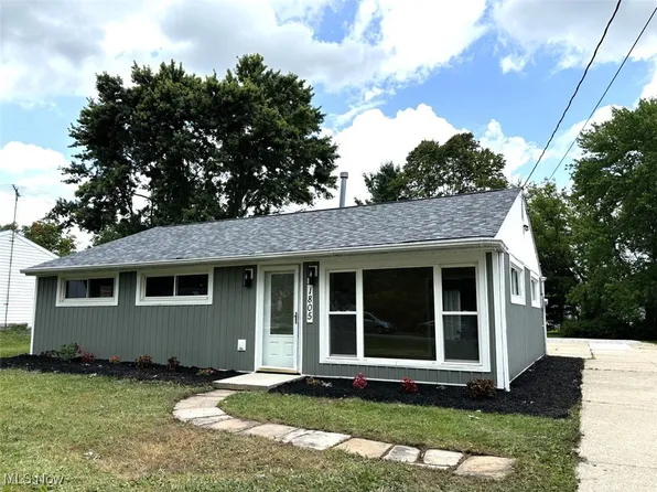 1805 Dooridge Dr, Twinsburg, OH 44087