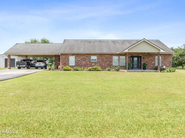 1026 Ragan Rd, Breaux Bridge, LA 70517