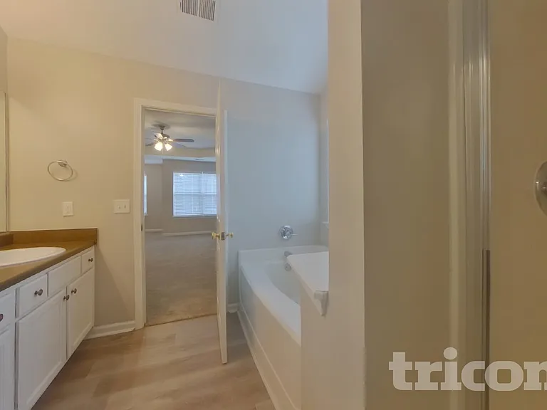 65 Stone Commons Way — Photo 12