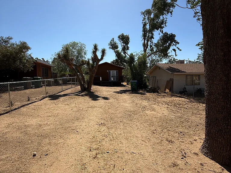 7790 Hopi Trl #B — Photo 5