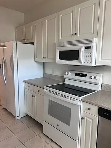 348 Moss Creek Ln #348 — Photo 8