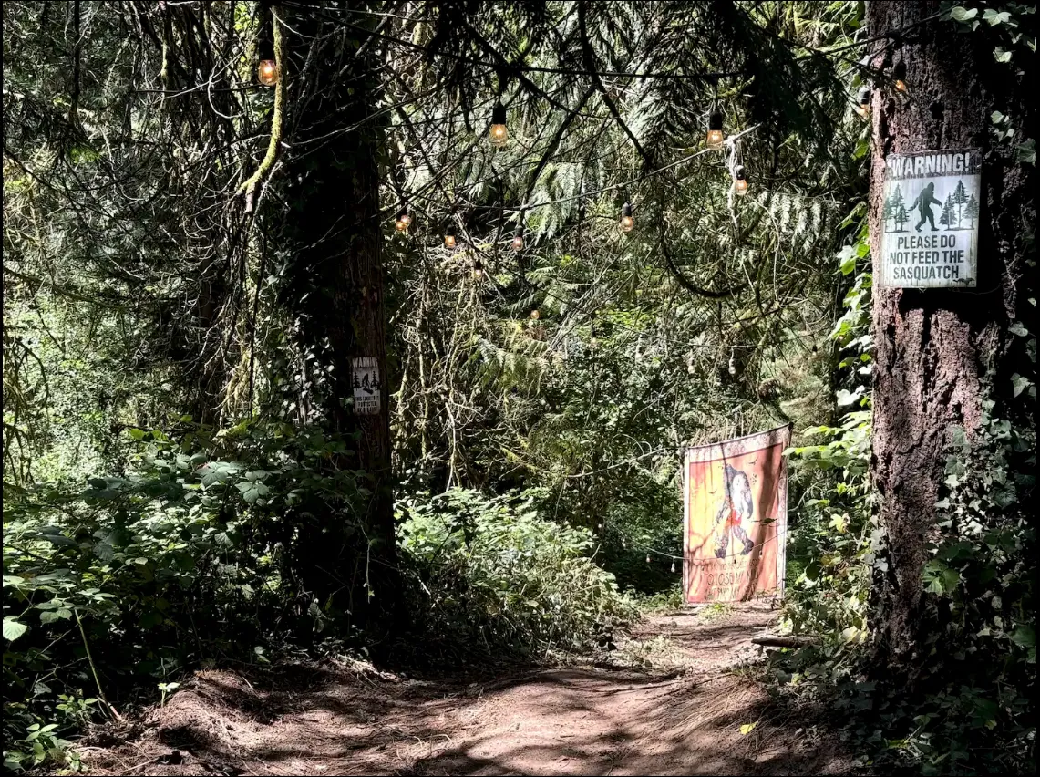 Trail to 100-foot-long suspension bridge - SW 87th Ave