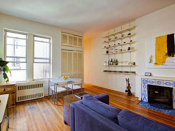 3rd image of 250 W 21st St APT 9