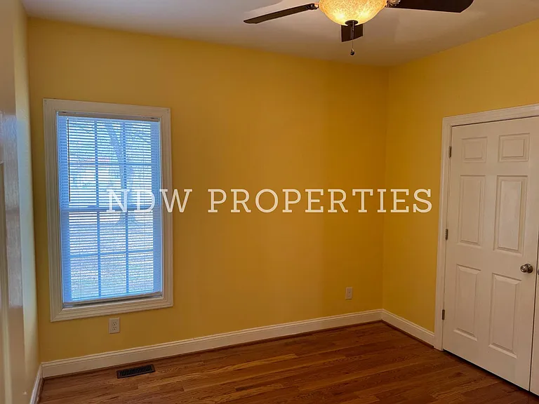 185 S White St — Photo 16