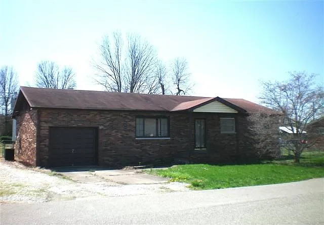 62 Township Road 1137 photo 1
