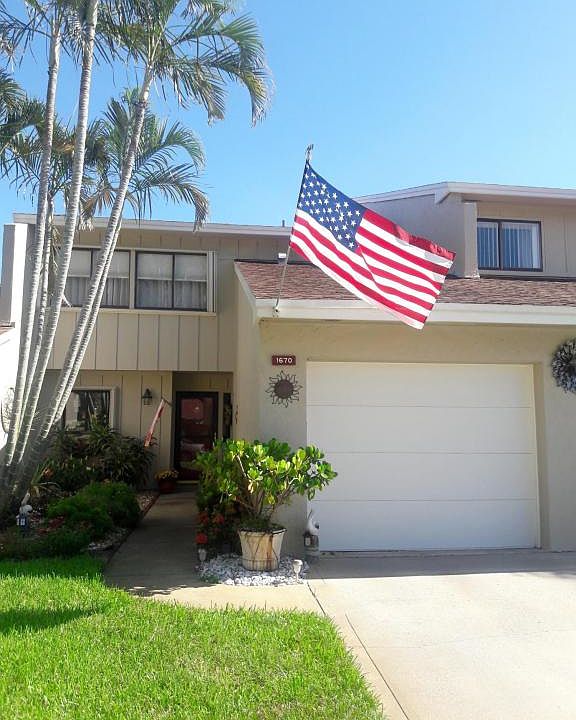 1st image of 1670 SW Crossings Cir