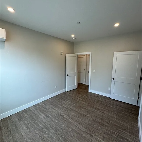 58 River St #6 — Photo 12