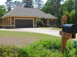 6644 Dartmoor Dr, Flowery Branch, GA 30542