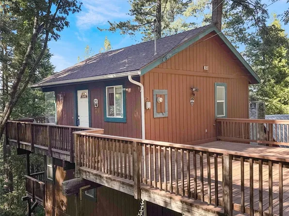 26388 Forest Ln, Twin Peaks, CA 92391