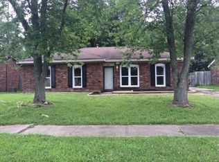 8216 Afterglow Dr, Louisville, KY 40214