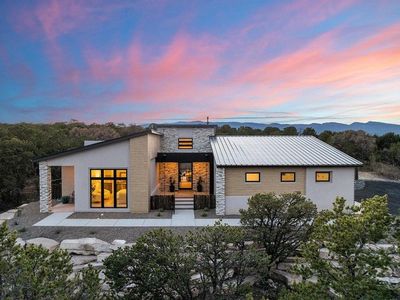 55 Nature Pointe Dr, Tijeras, NM, 87059