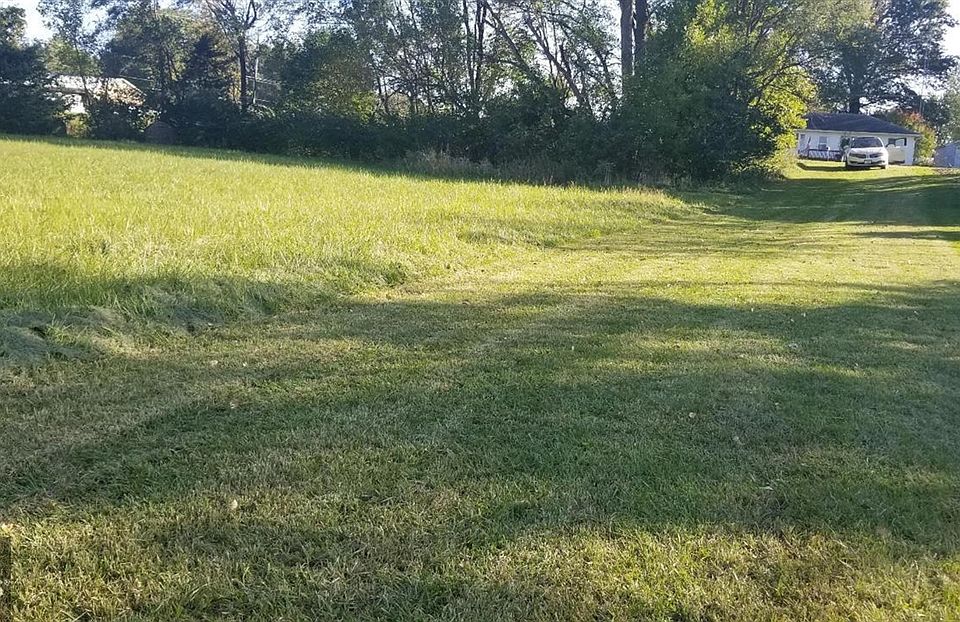 2nd image of 0 E 9th Ave