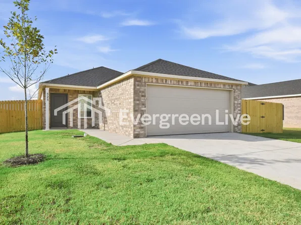 525 E Boston St, Prairie Grove, AR