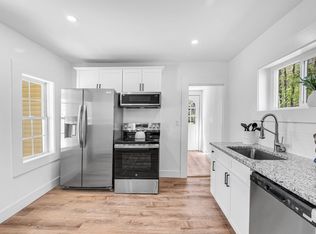 42 Washington St, Monson, MA 01057