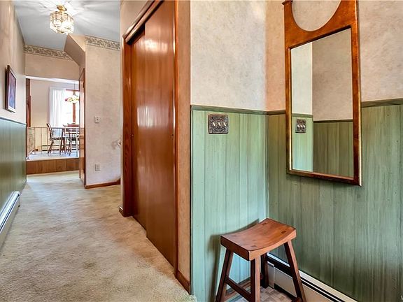 5th image of 123 Barberry Ln