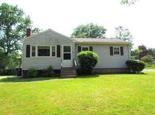 66 Beech St, Franklin, MA 02038