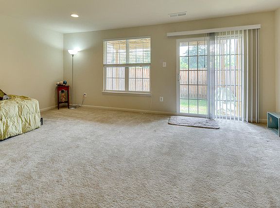 3rd image of 1723 Jennifer Meadows Ct