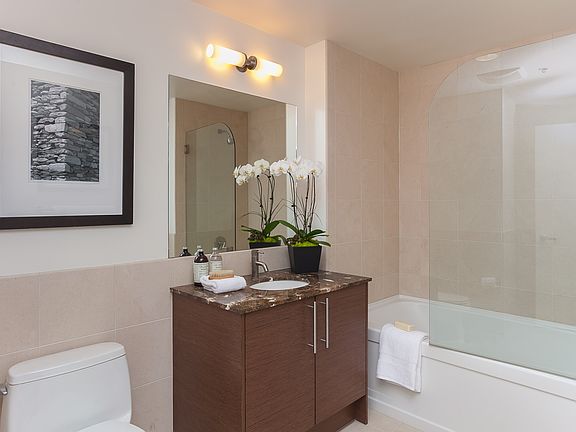 5th image of 338 Spear St Unit 26G