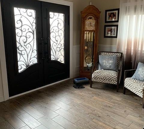 3rd image of 21 Aaron Ln