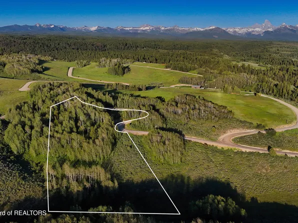 10580 Snowy Ln, Tetonia, ID 83452