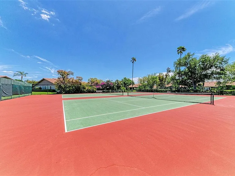 3946 Wilshire Cir E #168 — Photo 43