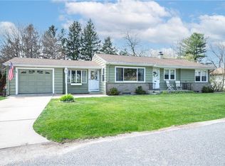 11 Quail St, Cumberland, RI 02864