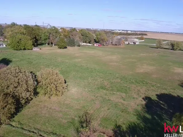 5th St, Friend, NE 68359