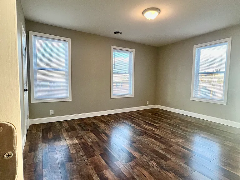 76 Mount Vernon St #1 — Photo 13