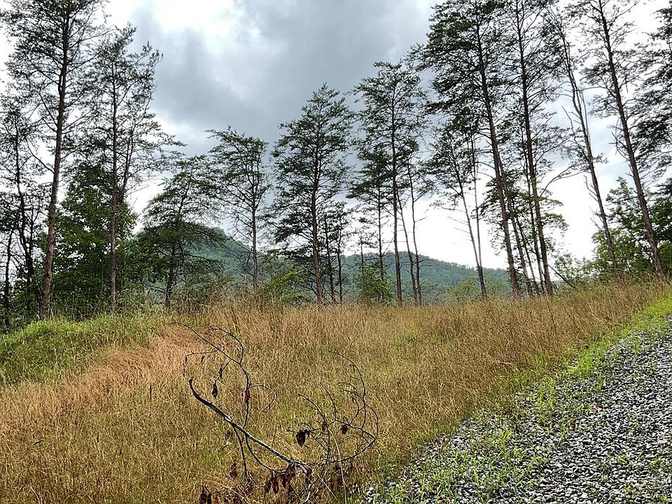 1st image of 675 Big Creek Rd