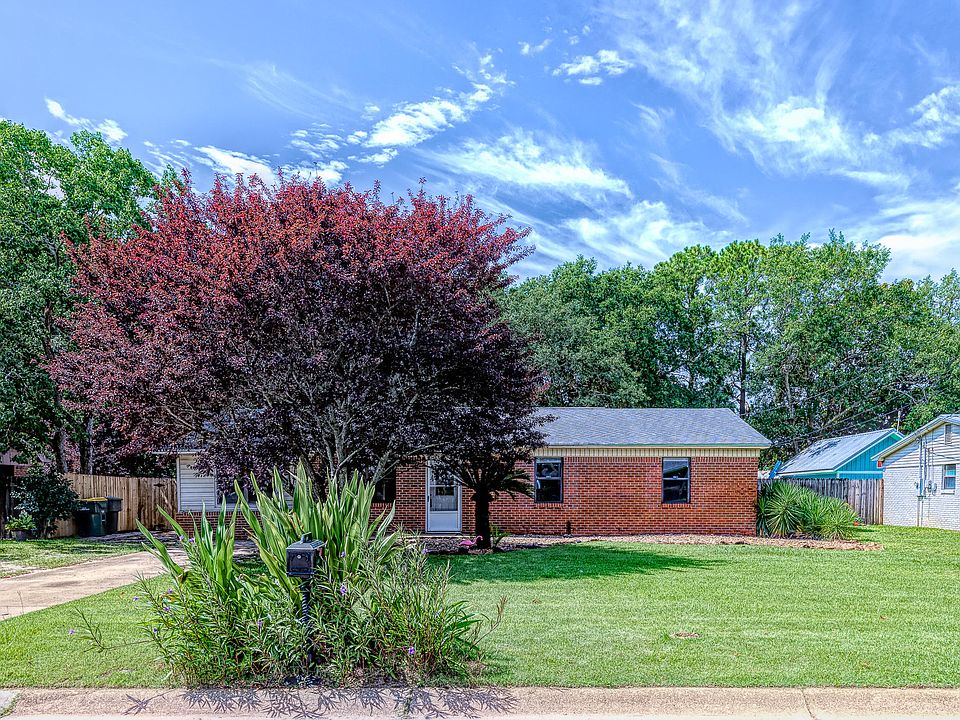 1st image of 338 Lula Belle Ln