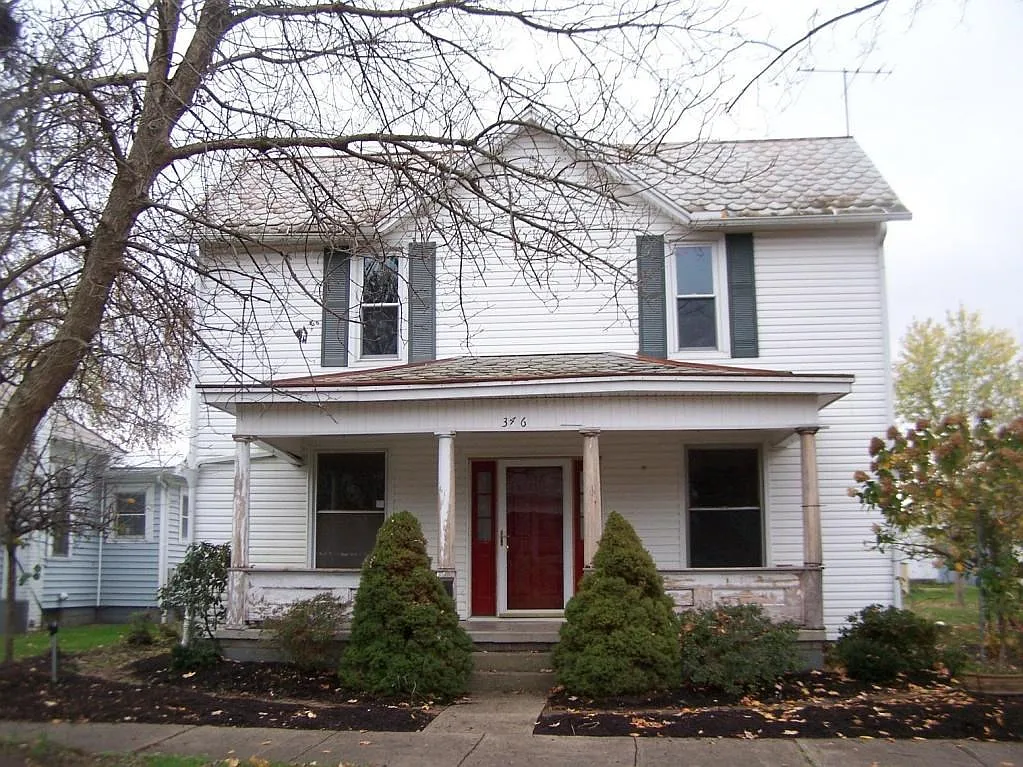 346 Fort St photo 1