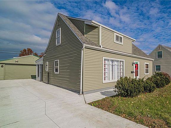 3rd image of 27131 Shirley Ave