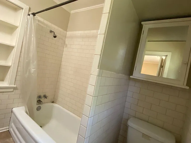1725 Faxon Ave — Photo 16