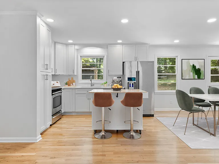 6101 Davidson Dr — Photo 3