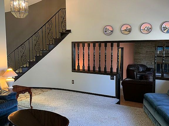 4th image of 336 Pinkston Dr