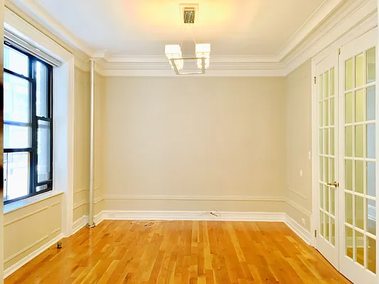 Rented by Matthew Gros-Werter, LREB  | media 21