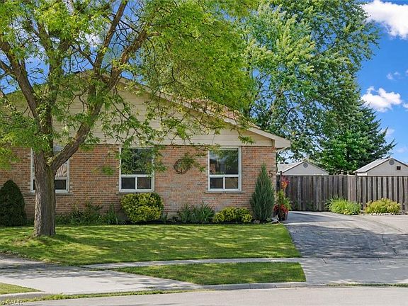 2nd image of 45 Hopewell Cres