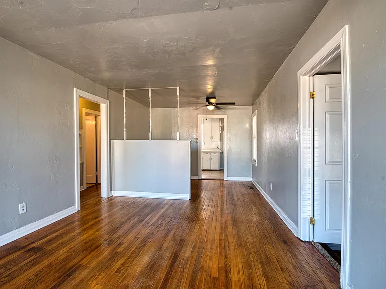 3112 Cashion Pl — Photo 4