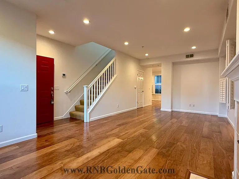 42 Arnold Dr — Photo 5