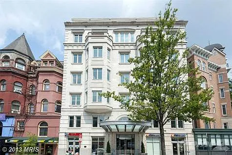 2501 Pennsylvania Ave NW APT 4B photo 1