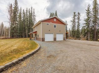 2129 Persinger Dr, North Pole, AK 99705