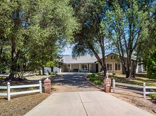 50025 Stillmeadow Ln, Oakhurst, CA 93644