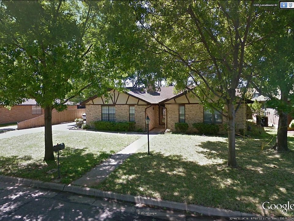 1st image of 1304 Lansdowne Dr