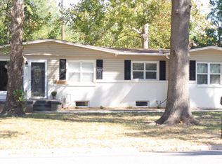 640 N Karren Ln, Wichita, KS 67212